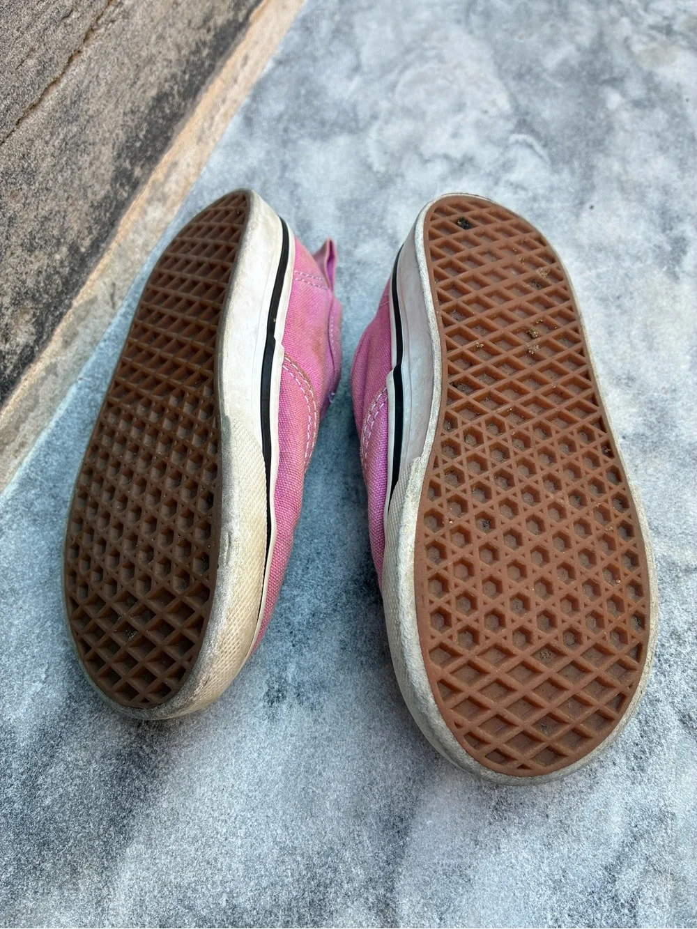 Vans bright pink